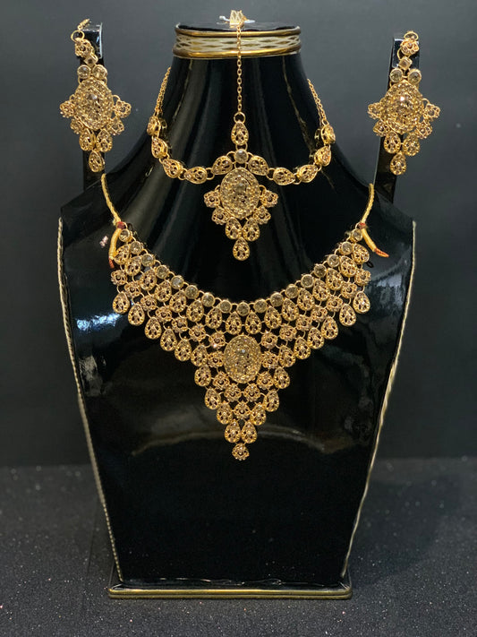 Imported Golden Necklace Set With Champagne Stones (4 Pieces) [BS-3005]