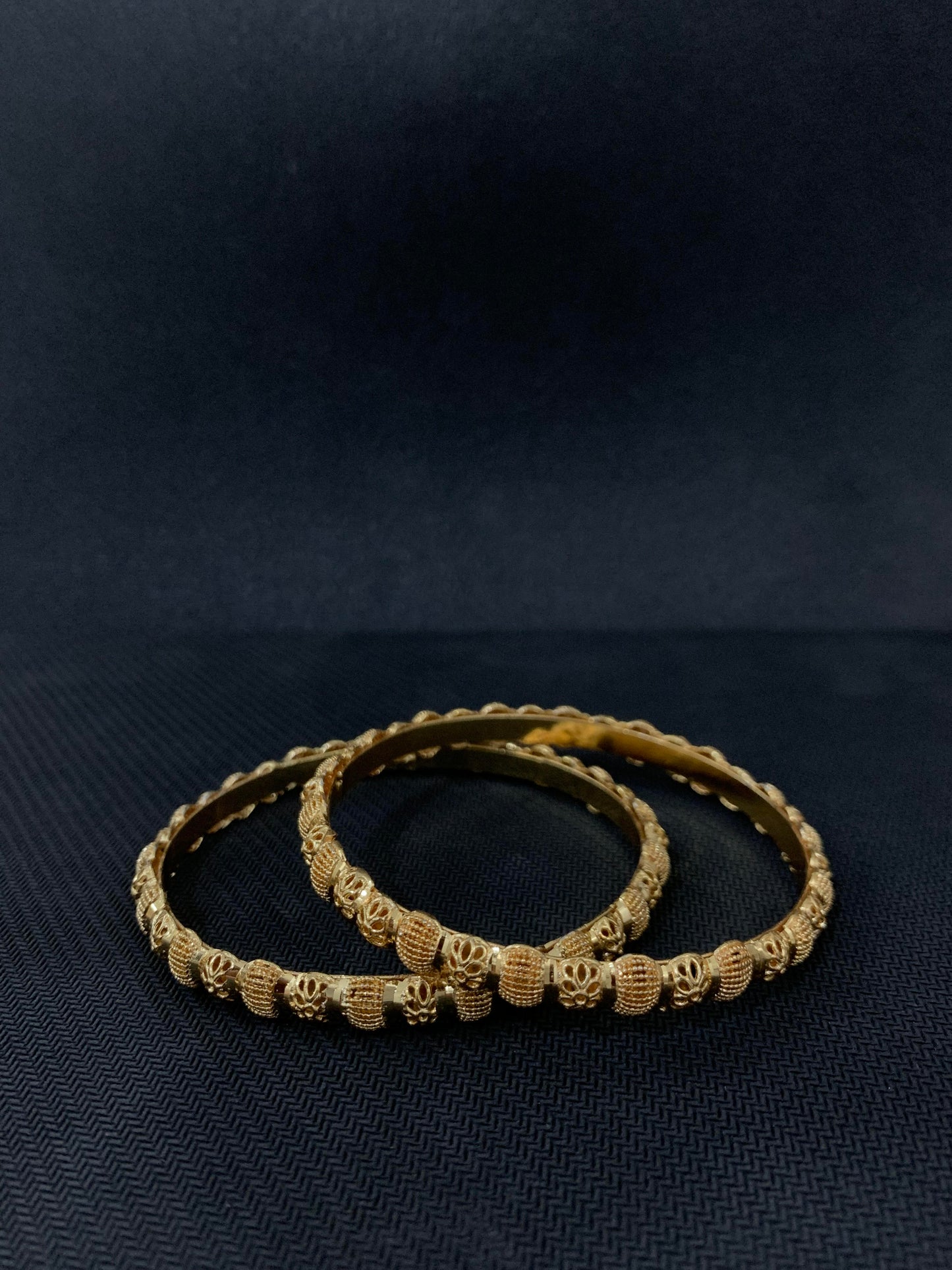 Imported Golden Premium Bangles (2 Pieces) [BANG-3003]